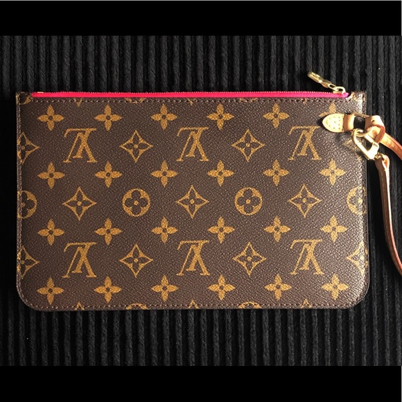 Louis Vuitton Accessories - Louis Vuitton Pochette